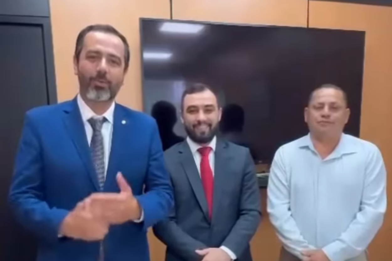 Ministério das Comunicações recebe presidente da Câmara de Mariana em Brasília