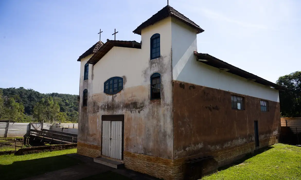 MP protocola ação civil contra escritórios por cláusulas abusivas a vítimas do rompimento da barragem de Fundão