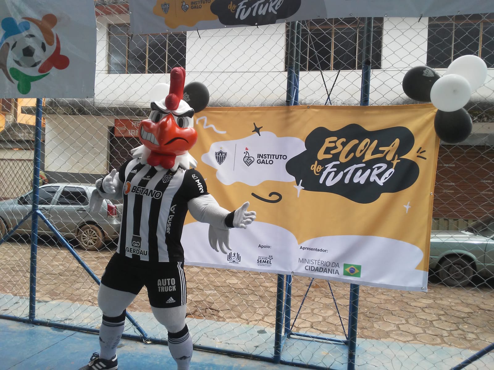 Projeto Escola do Futuro, do Instituto Galo, abre inscrições em Itabirito