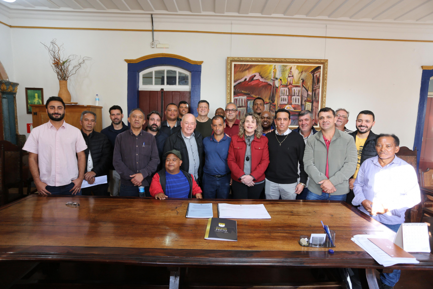 Prefeitura de Ouro Preto garante pavimentação asfáltica em Santa Rita