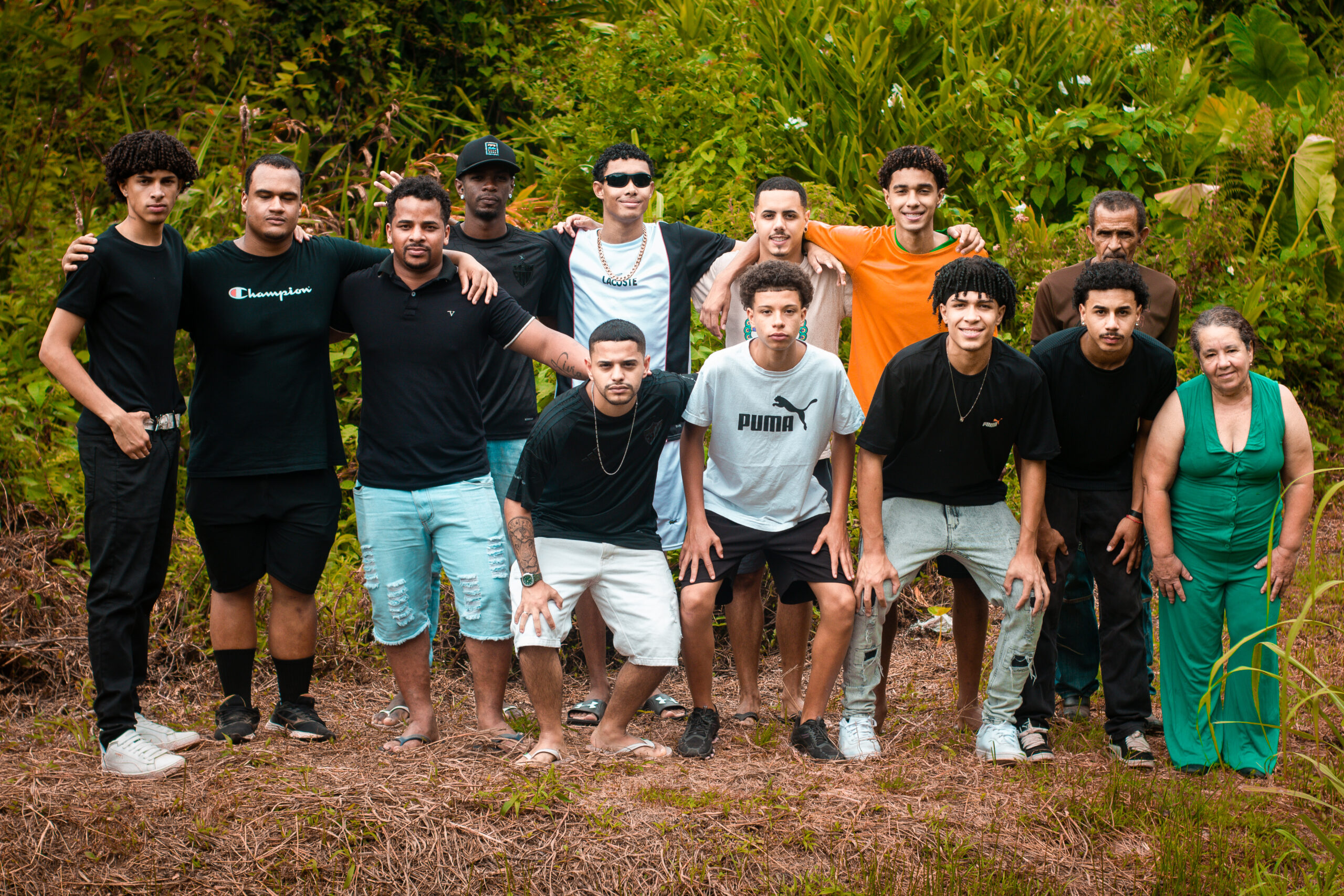 Dejuca FC: jovens homenageiam avô ao nomear time de futebol em Mariana Vereador Ronaldo Bento elogia iniciativa